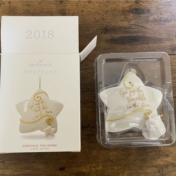 Hallmark Keepsake Ornaments New in Original packaging! Nice bundle on these item - Picture 14 of 15